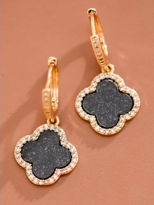 Beautiful earrings the clover 18k Waterproof Non-tarnish Stainless Steel Hoops