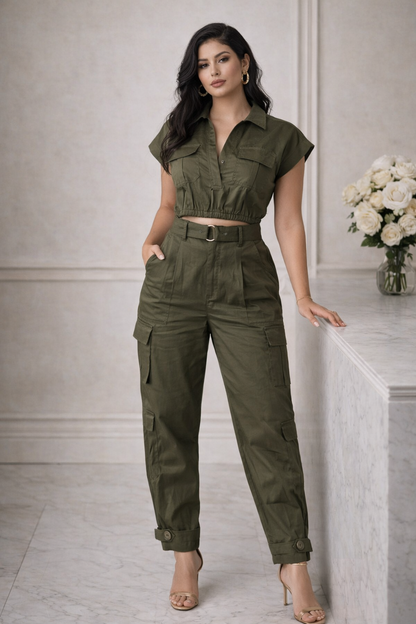 Conjunto Cargo Mujer Verde Militar | Top Crop + Pantalón Cargo con Cinturón | Moda Urbana Chic